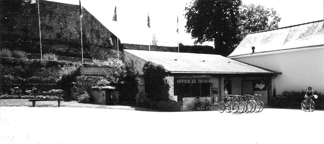 OTSI place de Loré vélos 1995